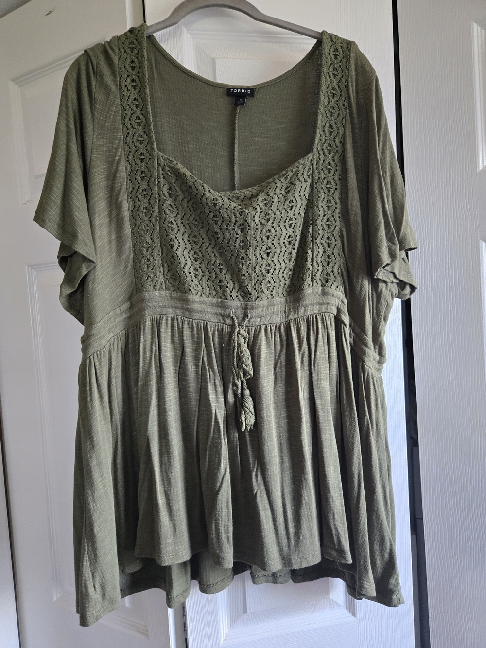 TORRID Olive Lace-Paneled Tassel Boho Babydoll Blouse Sz 3